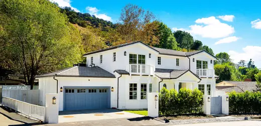 3348 Mandeville Canyon Road — additional view